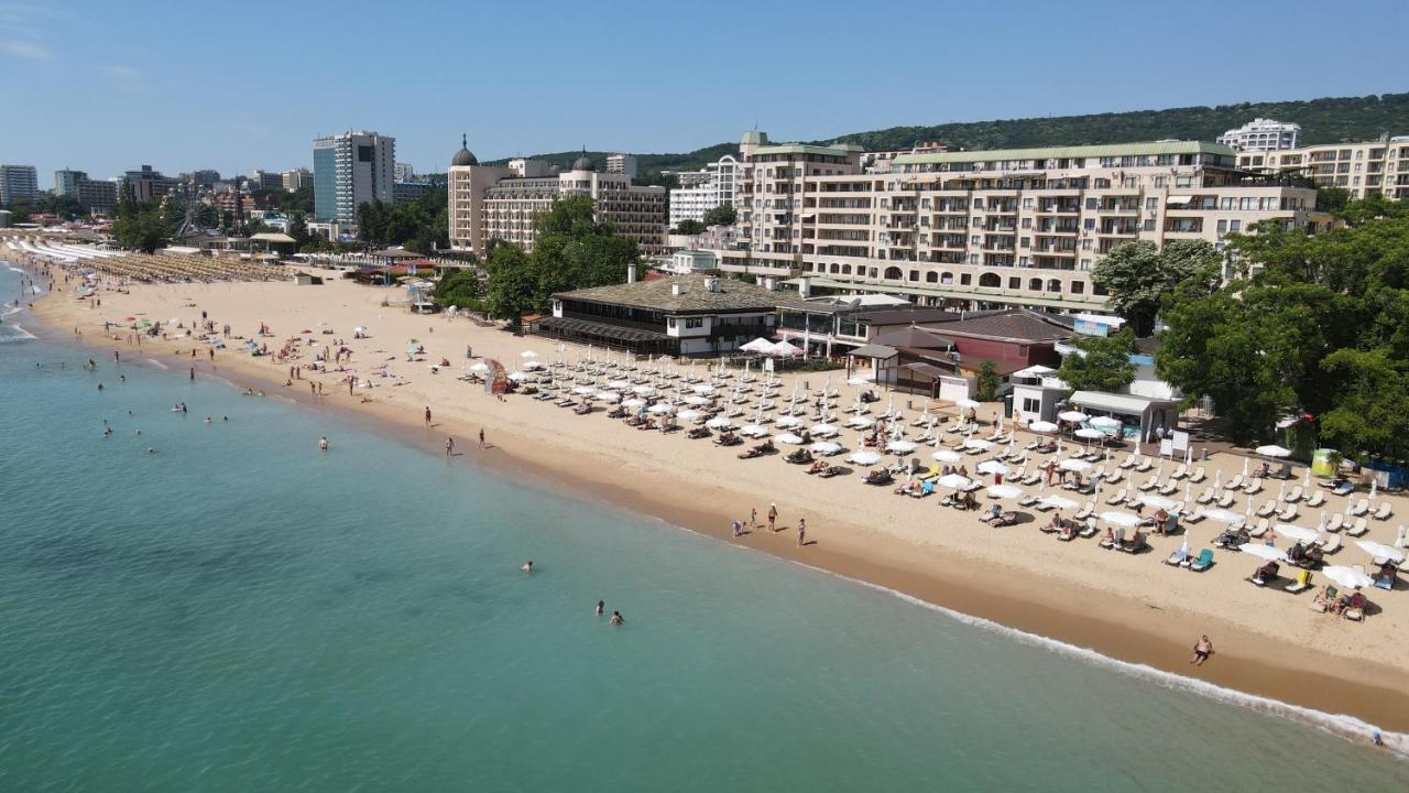 Fs Apartments - Wonderful Apartment A Step Away From The Sea Golden Sands Exterior photo